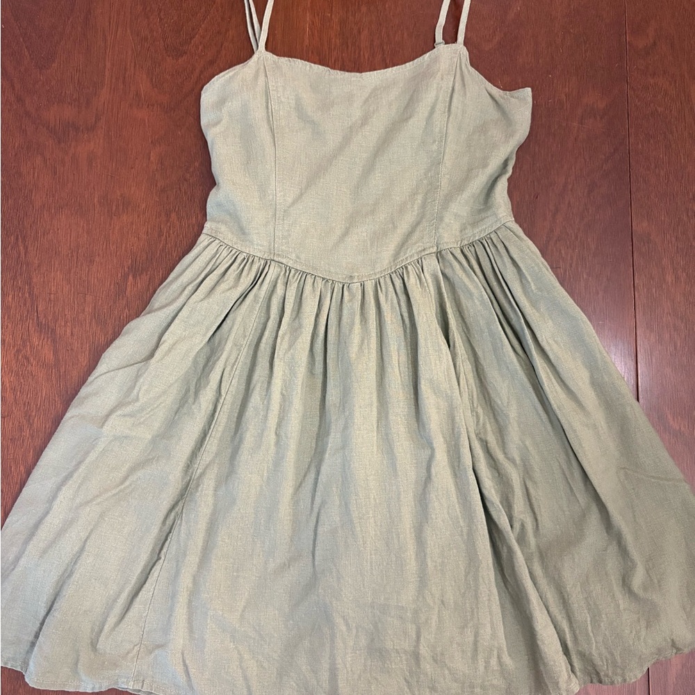Aerie Woman’s Green Linen Casual Dress